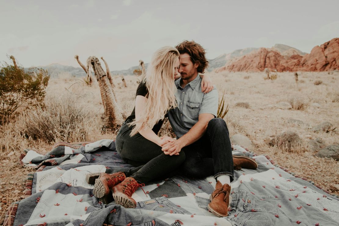 How Attachment Patterns Shape Our Intimate Relationships – And How Therapy Can Help